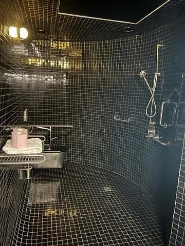 Apartmanhotel The Place To Be In Saint Germain Des Pres - Montana 2